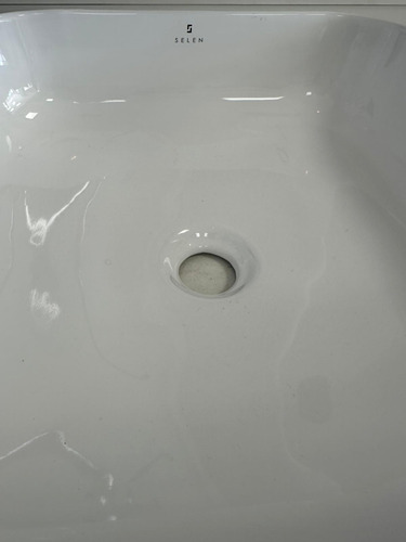 668535-MLU88900586399_072025