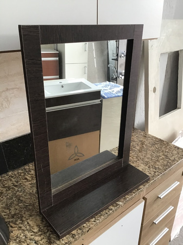 915247-MLU44751845242_012021