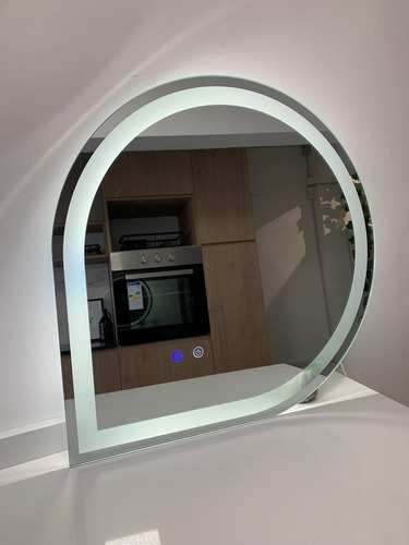 800145-MLU91525965454_092025