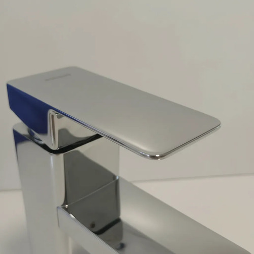 672559-MLU107641491117_022026