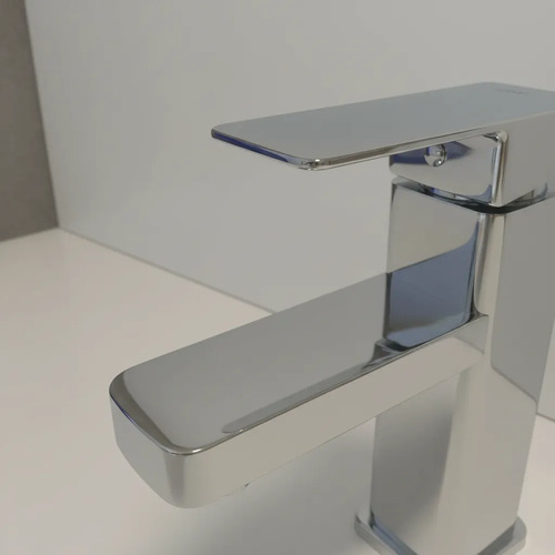 863837-MLU107643946597_022026