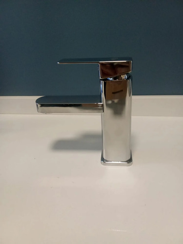 868092-MLU106965467702_022026