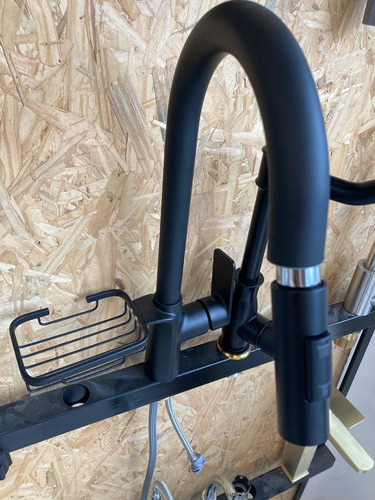 860699-MLU52524380273_112022