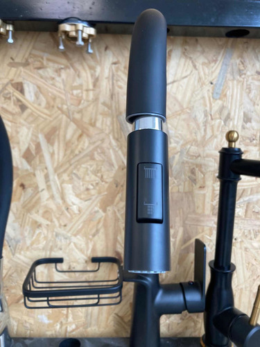 670764-MLU52524416051_112022