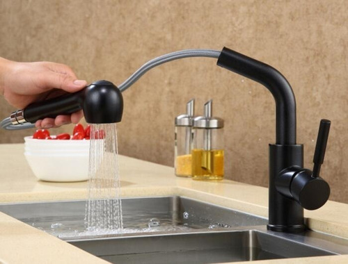 672824-MLU75149686861_032024