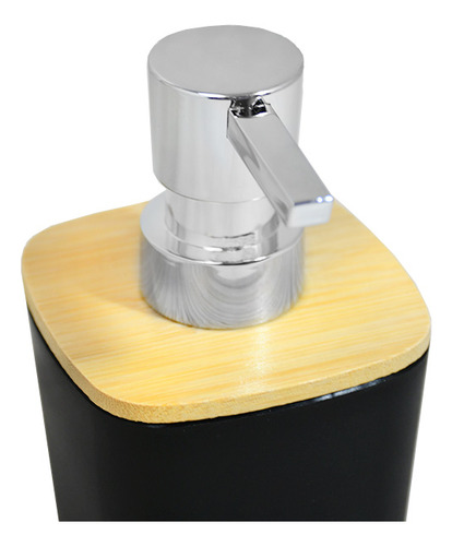 679059-MLU105306770948_012026