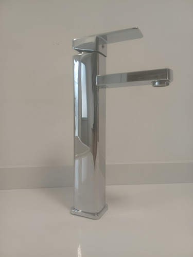 864613-MLU96415932265_102025