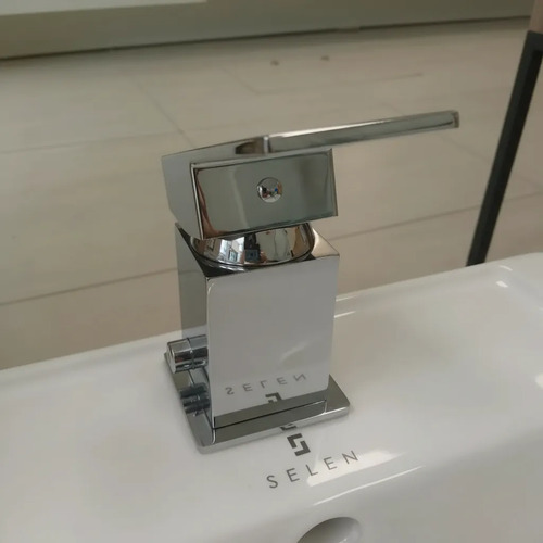 616730-MLU107039673722_022026