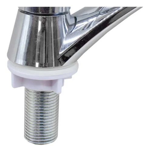 858390-MLU107688407434_032026