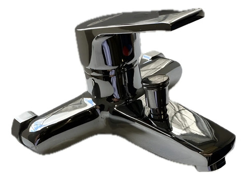 797384-MLU77269599515_062024