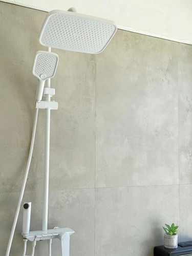 845875-MLU107348846271_022026