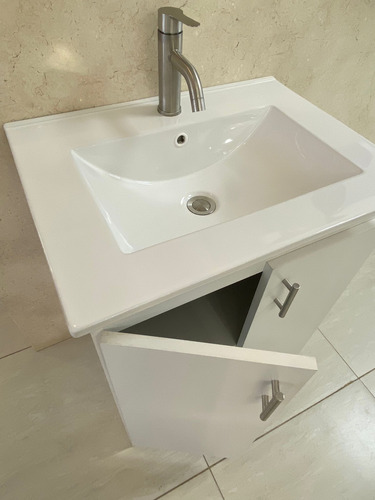 815357-MLU79581342388_102024