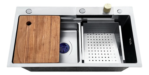 672121-MLU99888172358_122025