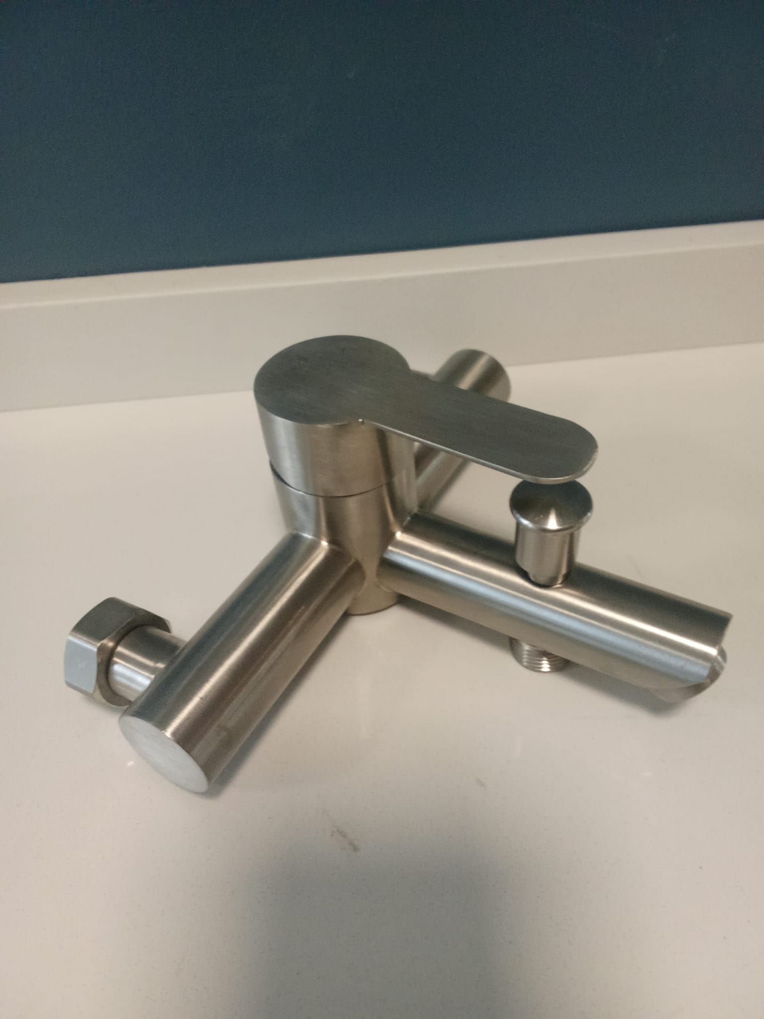 Monocomando/griferia De Ducha CON DETALLE Satinado Opaco Acra Plateado