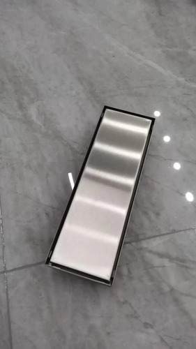 693689-MLU82864348401_032025