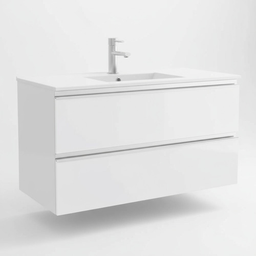 982816-MLU92109321471_092025