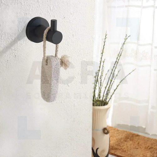 704002-MLU48982239621_012022