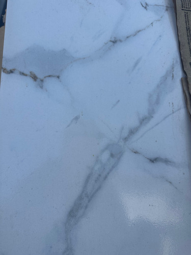 989893-MLU92186533354_092025